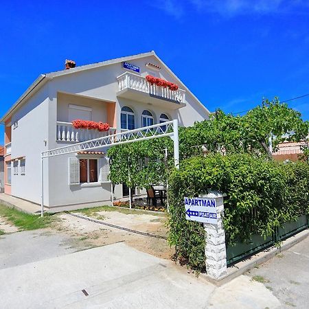 Guest House Barba Bibinje Kültér fotó